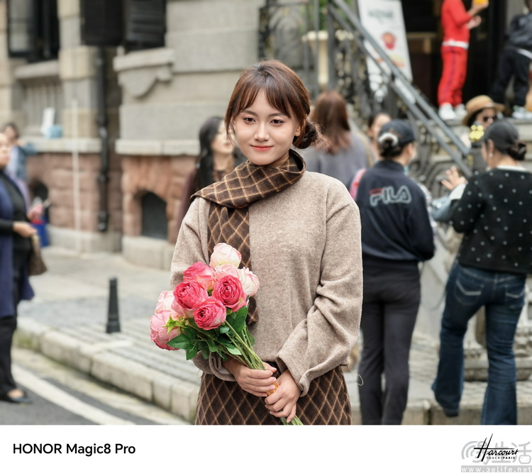 荣耀Magic 8 Pro专测:“转型”的诚意,究竟足不足 荣耀Magic 8 Pro专测:“转型”的诚意,究竟足不足