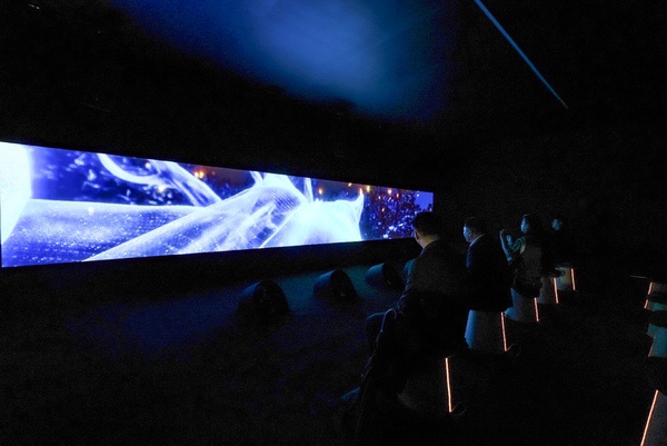 索尼于2025进博会首展触感沉浸娱乐新成果