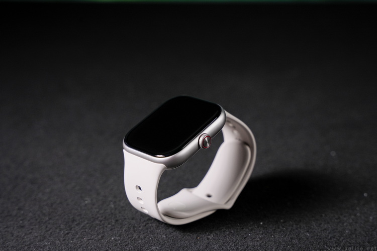 iQOO Watch GT2评测：只卖手环价的大屏手表