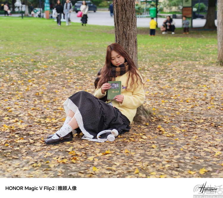 2025年的“小折叠”手机，比过去好用了吗