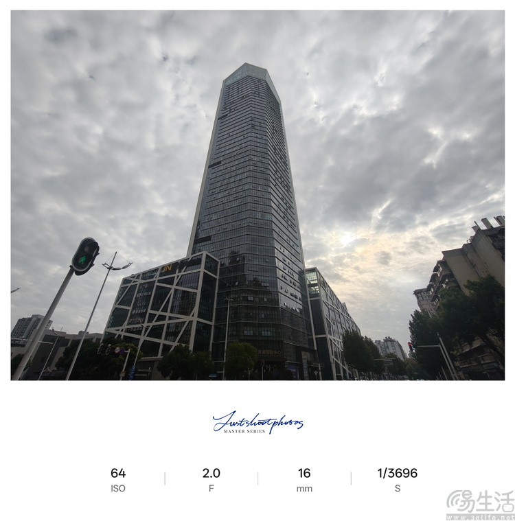 Reno15首测：“时尚手机”怎么造？OPPO打了个样