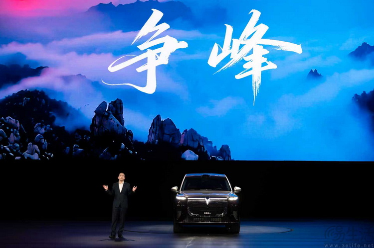 在泰山这款旗舰SUV上，岚图讲出了“年轻的故事”