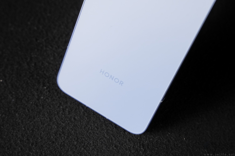 荣耀500 Pro首测：设计、性能、影像全都很能打