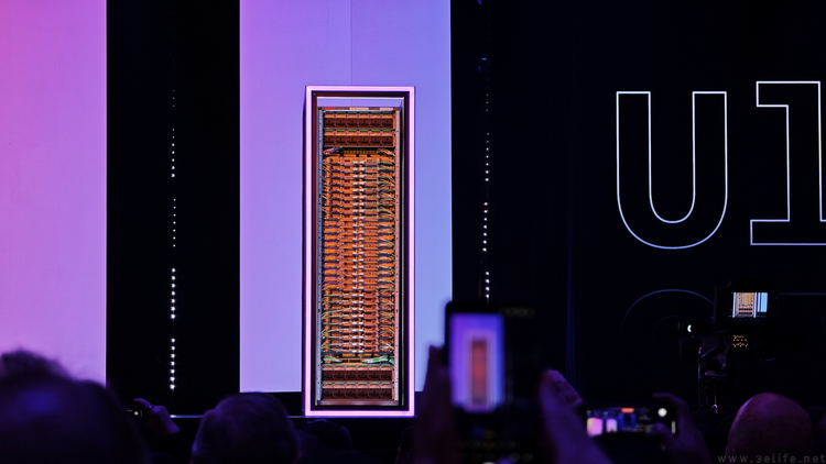 硬件、模型和智能体,AWS正在驱动AI“大时代” 硬件、模型和智能体,AWS正在驱动AI“大时代”