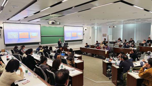 BOE董事长陈炎顺清华开讲：解码企业生态构建，阐释战略升维之道