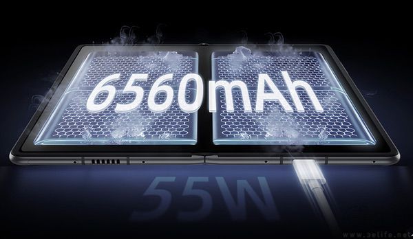 努比亚首款大折叠海外亮相，搭载骁龙8至尊版