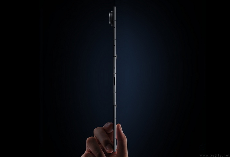 折叠屏技术集大成，解析三星Galaxy Z TriFold的工艺密码