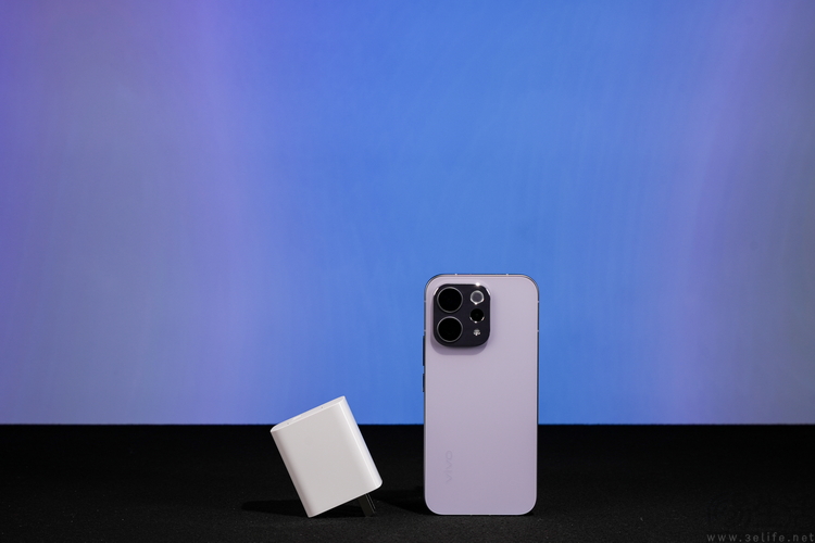 vivo S50首发评测：能拍还“耐玩”，重新定义标准版