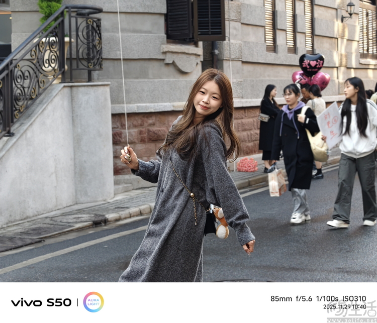 vivo S50首发评测：能拍还“耐玩”，重新定义标准版