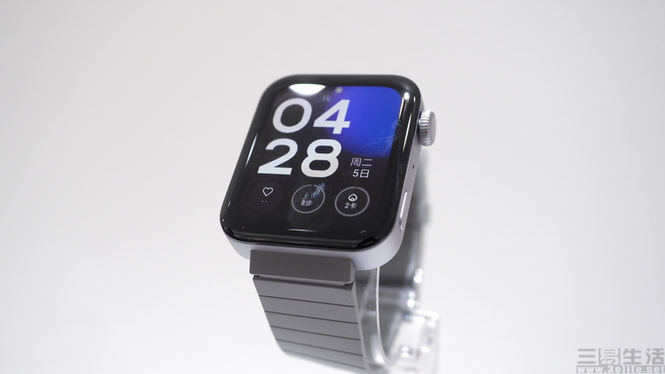 小米时隔多年预热全智能表，我们有点话想说