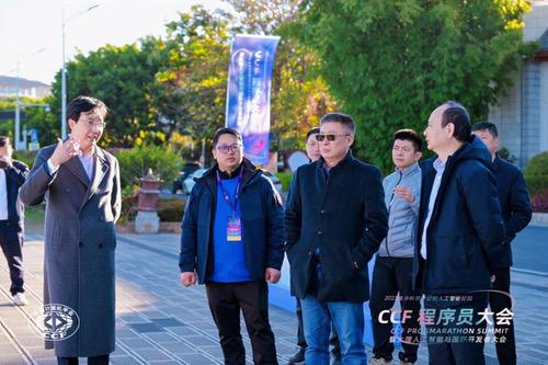 大理的AI野心藏不住了，风花雪月中千名程序员探讨人工智能