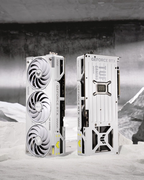 圣诞愿望“帧”能实现！华硕RTX50 WHITE系列显卡