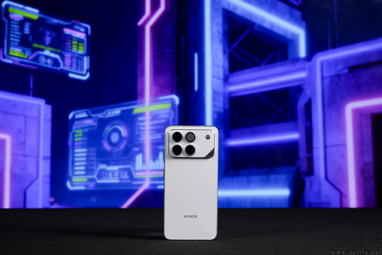 荣耀WIN首发评测：满配硬核、定义“游戏手机”