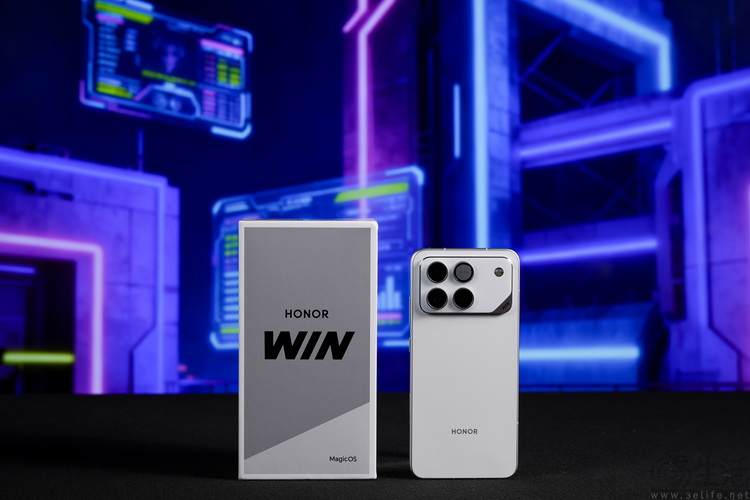 荣耀WIN首发评测：满配硬核、定义“游戏手机”