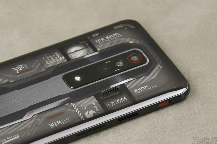 熟悉的荣耀回来了，WIN系列上市就成为新标杆