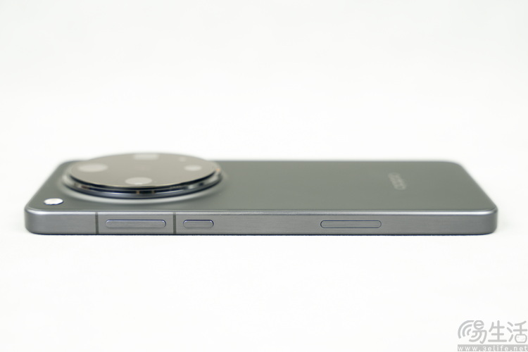 不再模仿苹果，国产手机取消“拍照键”方向对了