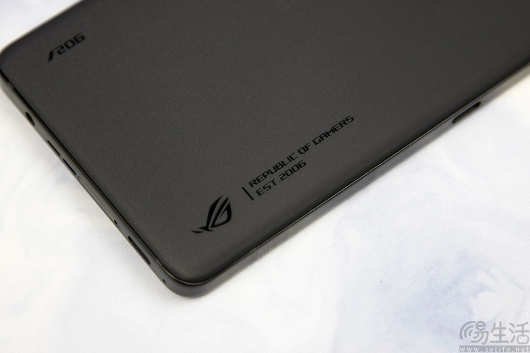 2026年“暂停”推新手机，华硕到底做错了什么？