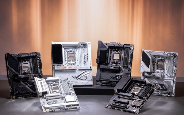 华硕全新AMD 800系列主板亮相CES 2026