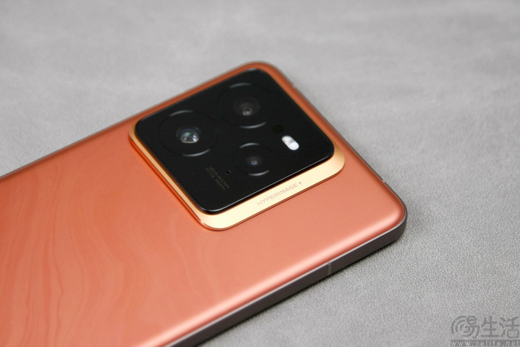 更贵的旗舰SoC，正在逼手机行业做出选择