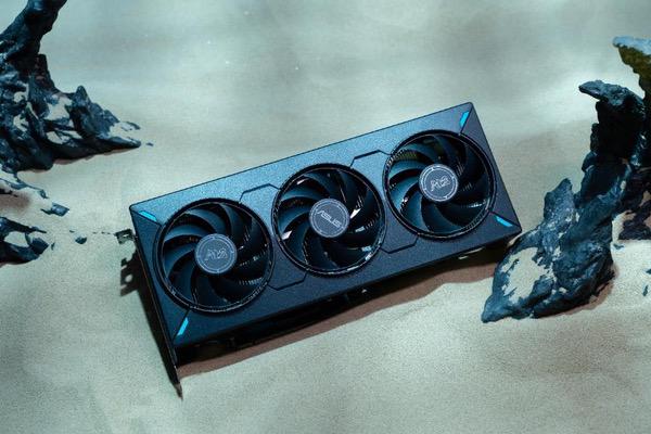 DLSS 4.5发布6倍帧生成来了！华硕RTX50甜品卡性能画质大加强