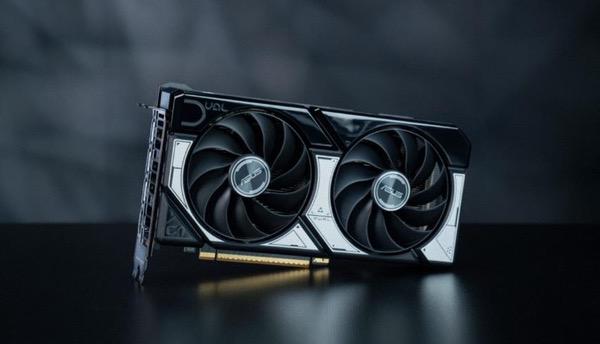 DLSS 4.5发布6倍帧生成来了！华硕RTX50甜品卡性能画质大加强