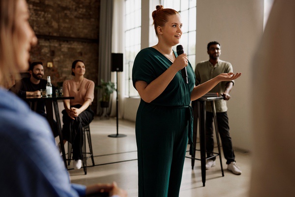 AVer与森海塞尔合作推出更智能的摄像头追踪解决方案