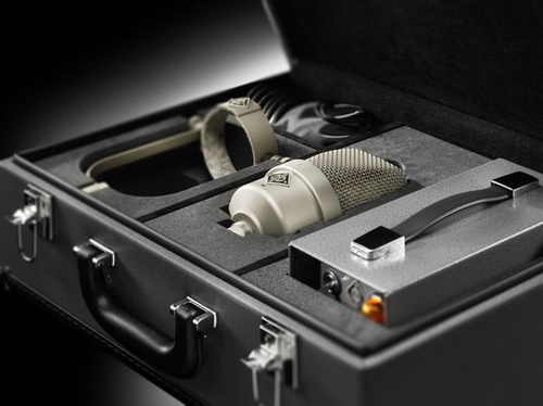 诺音曼传奇再现——M 50 V电子管麦克风 诺音曼传奇再现——M 50 V电子管麦克风