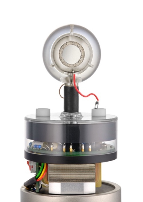 诺音曼传奇再现——M 50 V电子管麦克风 诺音曼传奇再现——M 50 V电子管麦克风