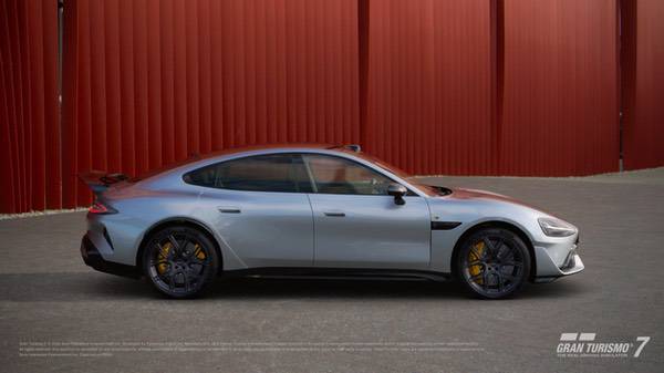 小米 SU7 Ultra正式上线《Gran Turismo 7/跑车浪漫旅7》 小米 SU7 Ultra正式上线《Gran Turismo 7/跑车浪漫旅7》