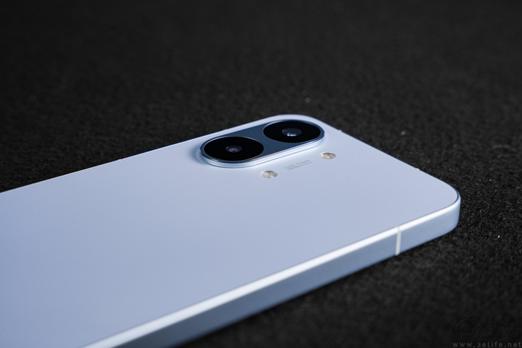 REDMI Turbo5 MAX首测：简单直白的青年人神机