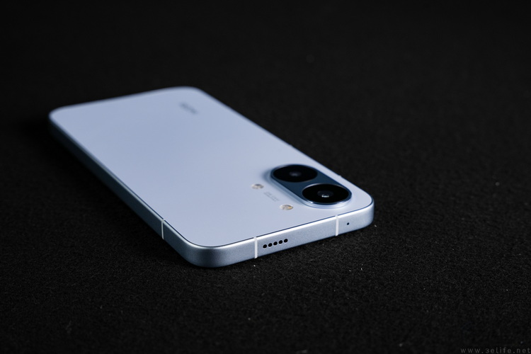 REDMI Turbo5 MAX首测：简单直白的青年人神机