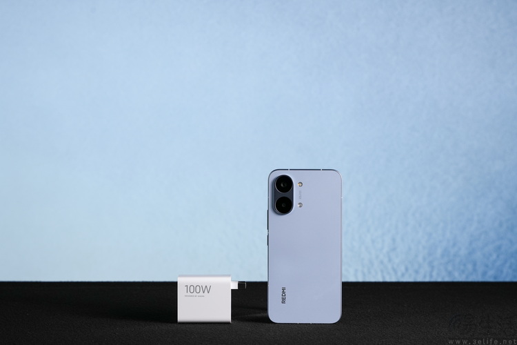 REDMI Turbo5 MAX首测:简单直白的青年人神机 REDMI Turbo5 MAX首测:简单直白的青年人神机