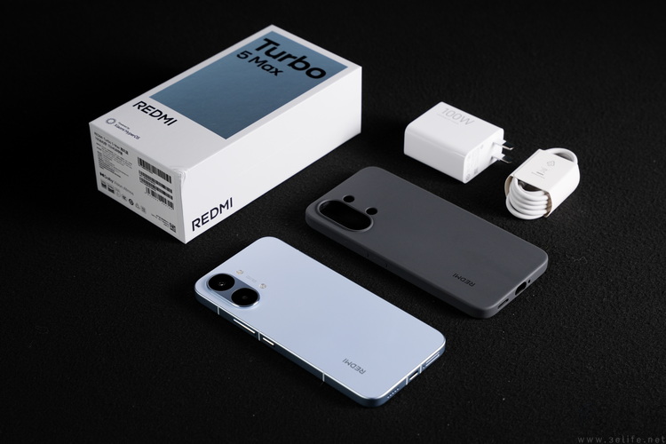 REDMI Turbo5 MAX首测：简单直白的青年人神机