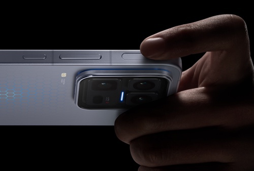 iQOO 15 Ultra继续预热，首发两款游戏更高画质