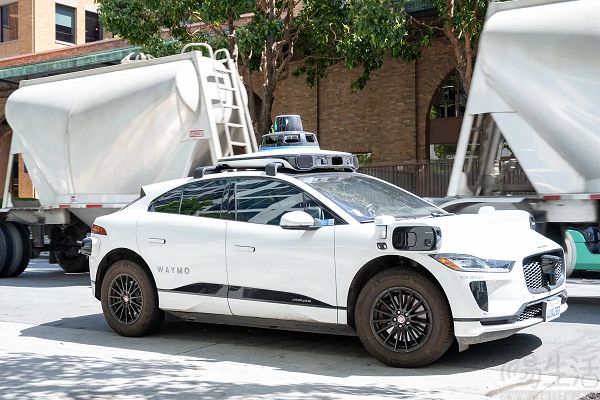 Waymo完成160亿美元融资，将加速全球化布局