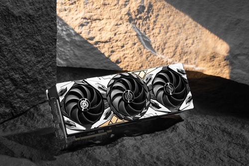 从超分辨率到多帧生成：DLSS神经渲染技术全解析（上）