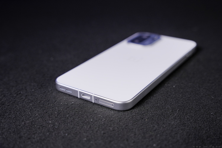 手机充电怎样才叫快？我们测出四张榜单