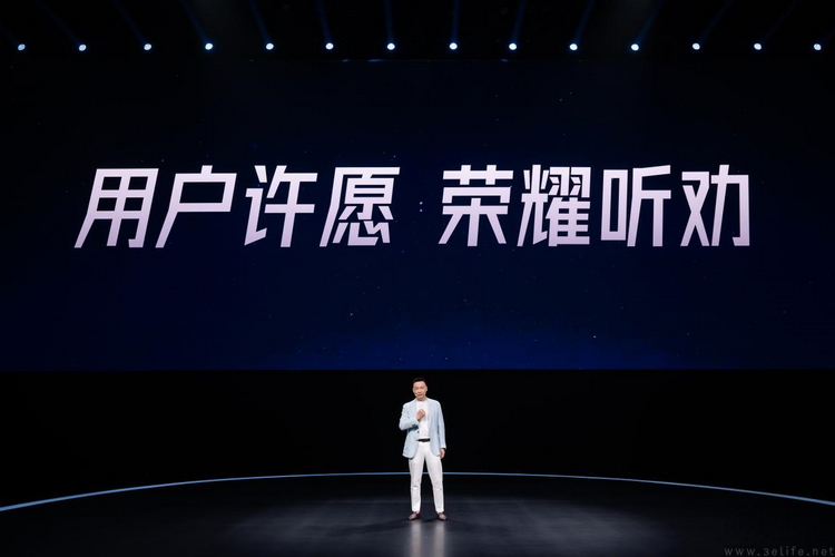 2025年“听劝”之后，新荣耀终于看起来足够“新”了