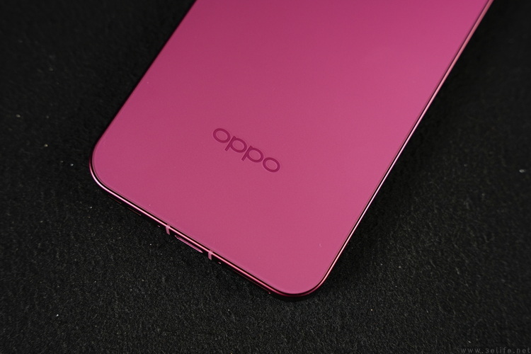 变革中的OPPO，在2025年走出了一条“逆袭”之路