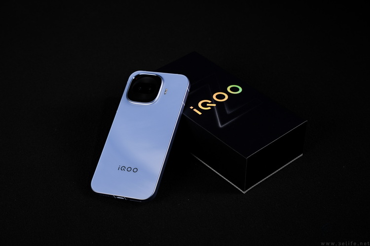 疑似iQOO Z11系列新机通过认证，部分配置曝光