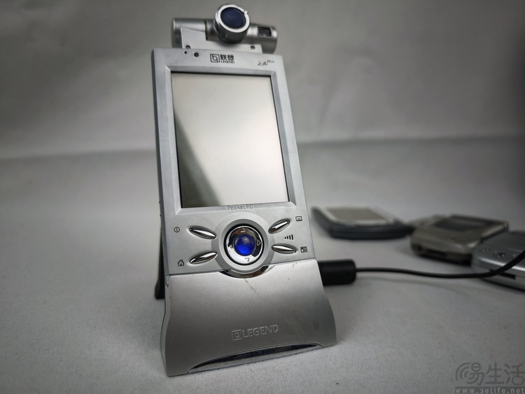 你没关注的联想手机，在 2025 年整了不少好活