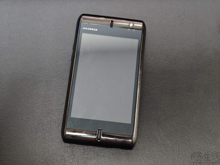 你没关注的联想手机，在 2025 年整了不少好活