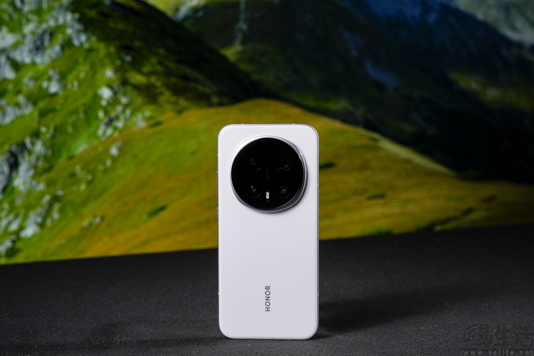 疑似Magic9系列影像配置曝光，或为双2亿后摄