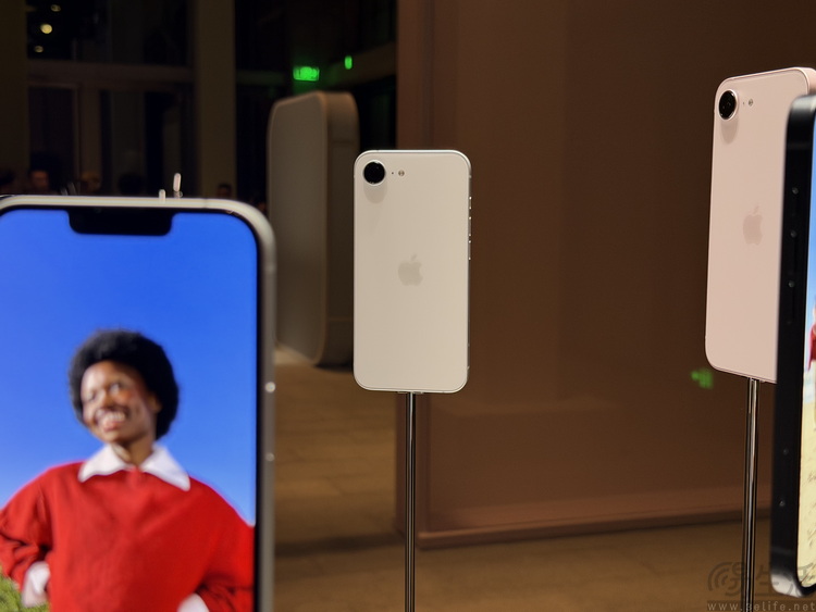 苹果花了三天，给全行业讲了个“真心”的故事