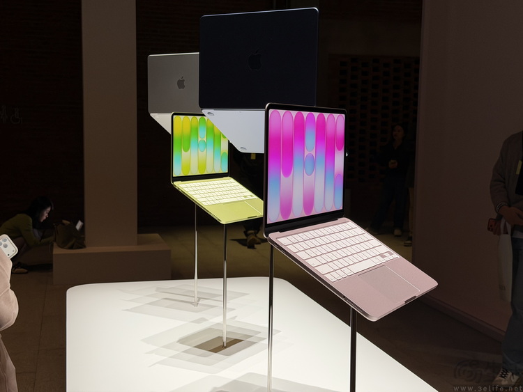 苹果花了三天，给全行业讲了个“真心”的故事