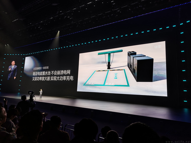 用“闪充”改变世界，比亚迪靠的不只有技术