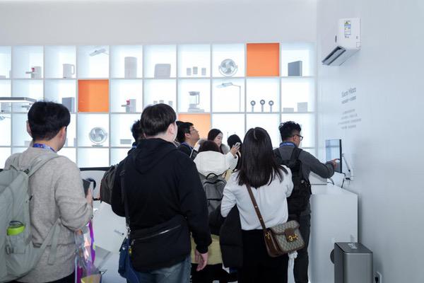 高智感的家，小米科技家电创新展登录AWE