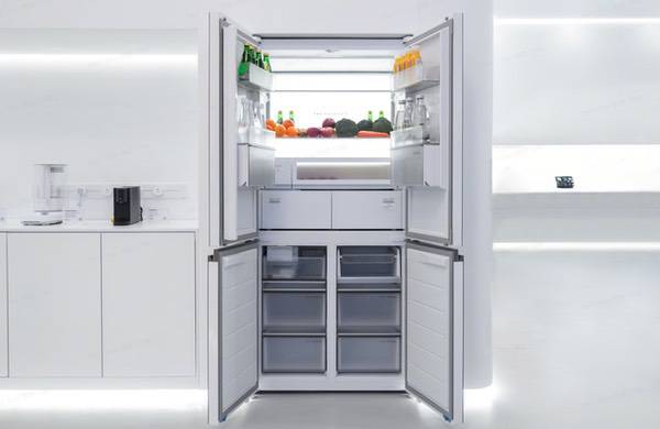 高智感的家，小米科技家电创新展登录AWE