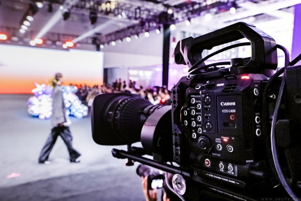 “佳直播PRO”亮相CHIC2026春季展：以电影级视觉深耕品质传递