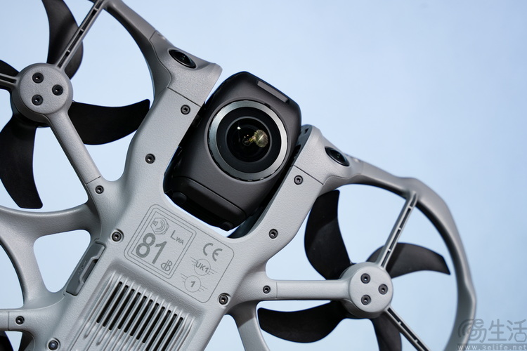 无人机拍摄的“思想革命”：DJI Avata 360首测